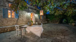 Bratis Holiday Home - Image 5