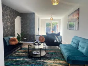 CAPRI 13 SA's 3 bedroom home, close to Loughborough University and M1 - Image 2