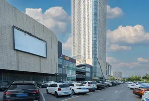 Loft Giant Screen Cinema Hotel - Image 4