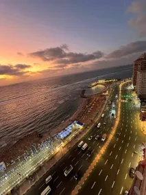 Entire seaview 3 bedroom apartment in central alex - Image 5