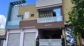 Nanis Villa - Image 4