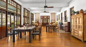 The Postcard Galle - Image 3