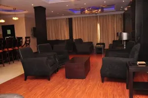 Owu Crown Hotel - Image 5