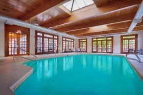 Courtyard by Marriott Albuquerque - Image 2