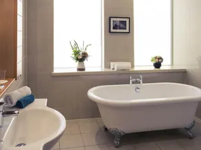 Mercure Bristol Holland House - Image 3