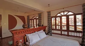 Vardan Resort n' Apartment - Image 2
