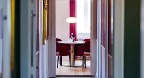Gem Suites Holiday Apartments - Image 3