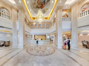 Vienna International Hotel Meizhou Dapu - Image 2