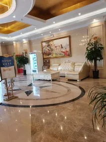 Vienna Hotel Zhejiang Taizhou Luqiao Passenger Center - Image 4