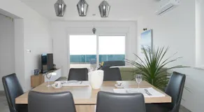Luxury Apartments Beach - Image 5