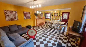 Gîte de la Mignonerie du Château de Jallanges pour 19 personnes avec 4 ou 7 chambres - Image 4