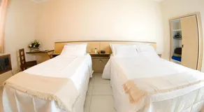 Antico Plaza Hotel - Image 2