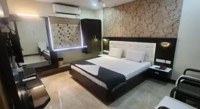 SRI ViJETHA ROYAL - Image 2