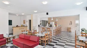 Erato Hotel - Image 4