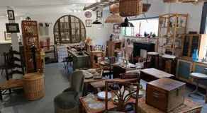 Logement de charme & accès boutique brocante - Image 4