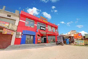 Hotel O Four S - Image 3