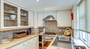 Browns Lane - Image 5