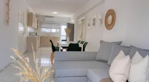 Phaedrus Living Down Town Flat Stephania 302 - Image 5