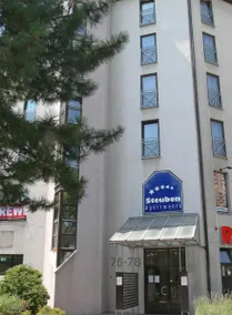 Nice Flat, 2km city, 1min tram, parcheggio, wifi, cucina - Image 4