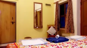 Shivam Tourist Guest House - Image 2