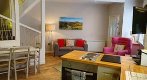 The Castle Hotel - Image 2