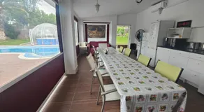 habitaciones en Chalet con piscina y jacuzzi en Madrid - Image 3