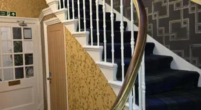 IVY- Braveheart Guest House - Image 4