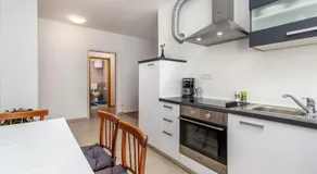 Apartment Roza, sea view, free parking - Image 3