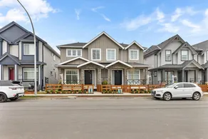 Levida Living - Cozy 2 Bedroom Suite at the Heart of Langley - Image 2