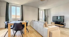 Au Cœur Ardéchois - Avec terrasse ombragée - Image 2