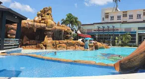 MO2 Westown Hotel Iloilo - Image 3