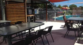 Bluewater Harbour Motel - Image 5