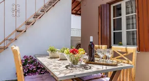 Skopelos Arbaroriza House with sea view - Image 5