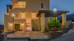 Villa View Studios - Image 4