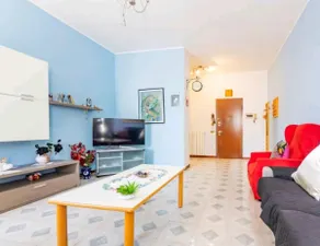 Apartment house in the center - Image 5