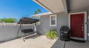 Simple Oasis I 1BR, Ensuite, Courtyard, Sunsets - Image 3