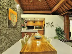 Villa Azure - Poolside Luxury in Seminyak - Image 3