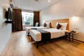 Townhouse Gandhi Hall - Image 2