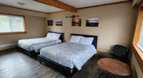 Meares Vista Inn - Image 2