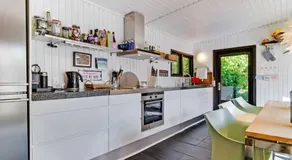Casa con griglia e giardino - Image 5