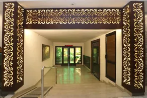 Chevron International By OYO Rooms - Image 5