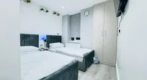 Letza House - Private En-Suite Rooms near Cardiff City Centre - Image 2