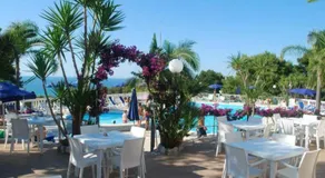 RESIDENCE EMARINE con SERVIZIO SPIAGGIA INCLUSO - Image 3