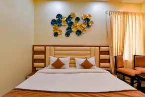 Hotel Purple - Image 5
