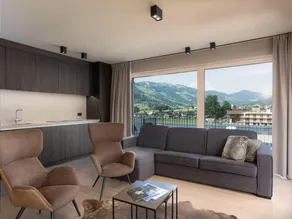 Luxurious penthouse on the golf course - Image 2