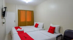 RedDoorz near RSUD Kudus - Image 2