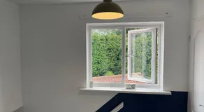 Stylish 3 bed house, private parking , with conservatory, close to KFC, McDonalds, ALDI and ASDA - Image 5