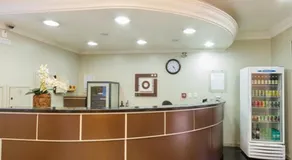 Bellmont Hotel - Image 5