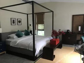 Yunjishan Hotspring Holiday Village - Image 2