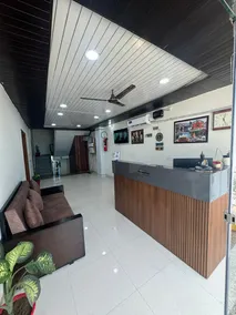 Hotel Greet Inn - Image 3
